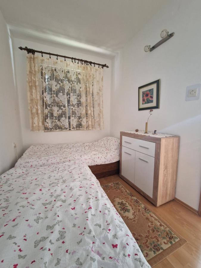 Holiday House Ingrid Malinska Ngoại thất bức ảnh
