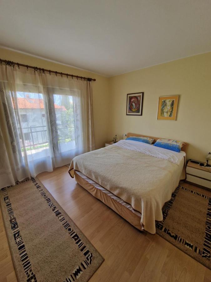 Holiday House Ingrid Malinska Ngoại thất bức ảnh