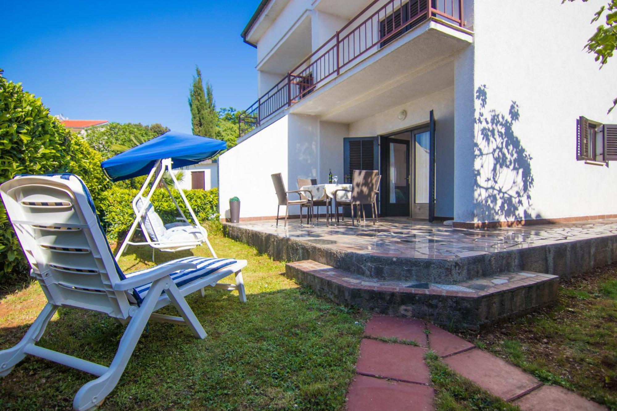 Holiday House Ingrid Malinska Ngoại thất bức ảnh